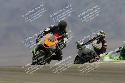 media/Jan-14-2023-SoCal Trackdays (Sat) [[497694156f]]/Turn 9 Set 1 (1120am)/